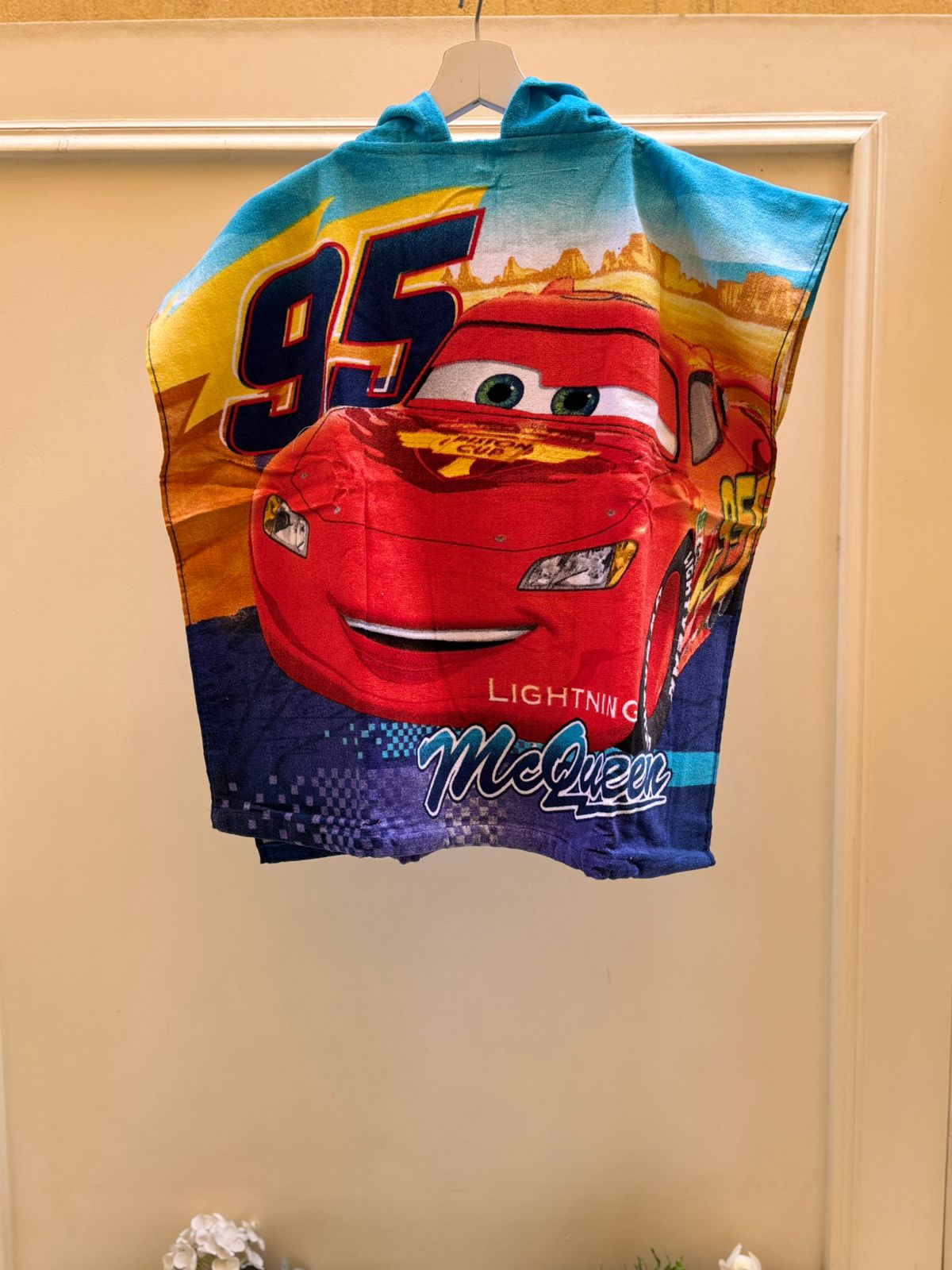 McQueen -Poncho
